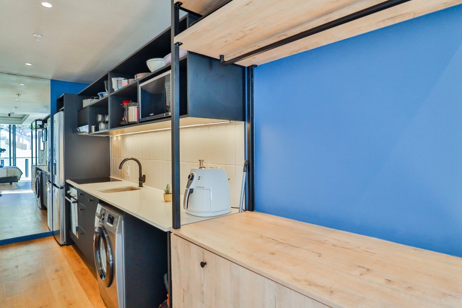 1 Bedroom Property for Sale in Sea Point Western Cape